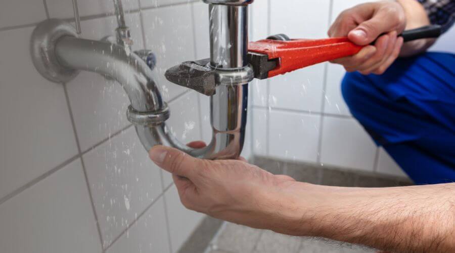 Expert burst pipe repair services in Monticello, NM
